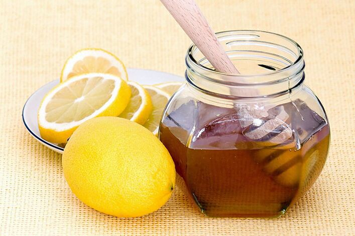 Limoni dhe mjalti janë përbërës për një maskë që zbardh dhe forcon në mënyrë perfekte lëkurën e fytyrës
